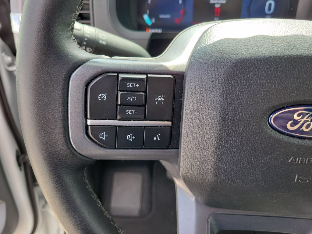 2025 Oxford White Ford F-150 XLT RWD Truck