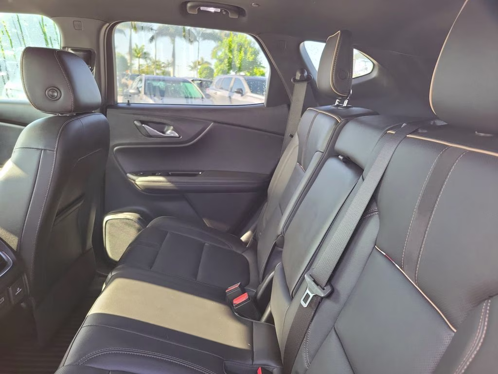 2020 Iridescent Pearl Tricoat Chevrolet Blazer Premier FWD SUV