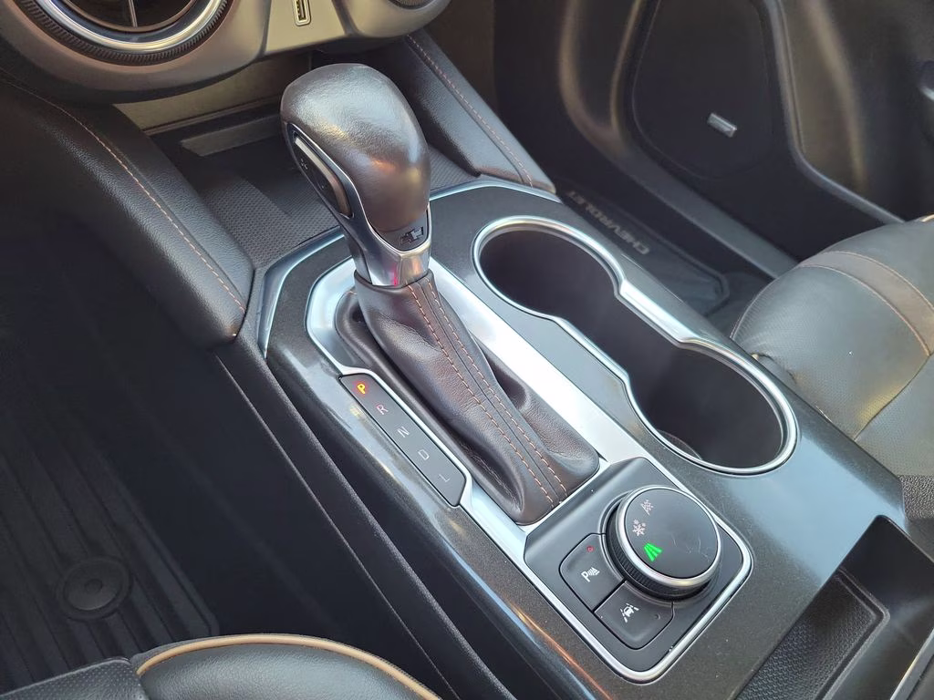 2020 Iridescent Pearl Tricoat Chevrolet Blazer Premier FWD SUV