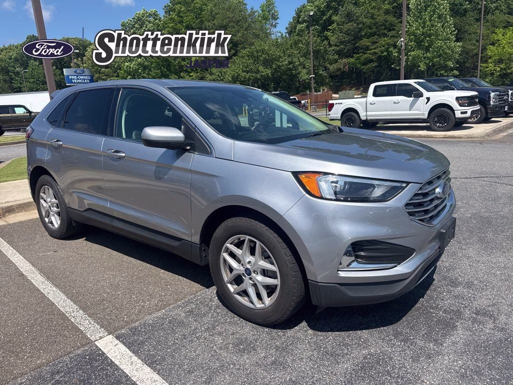 2022 Ford Edge SEL AWD's photo