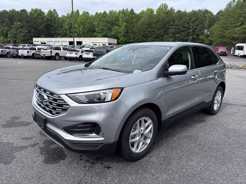 2022 Iconic Silver Metallic Ford Edge SEL AWD SUV