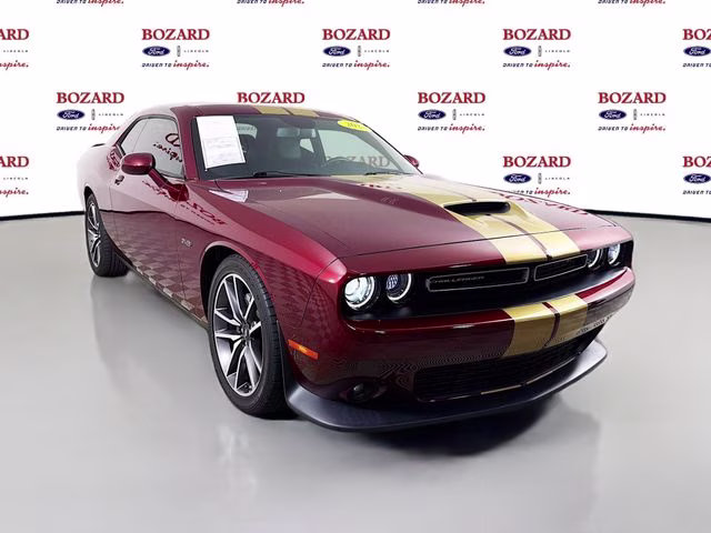 2023 Dodge Challenger R/T's photo
