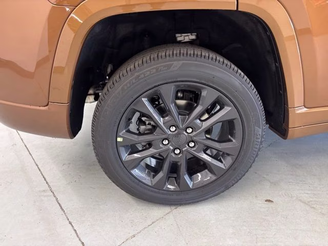 2026 Copper Shino Metallic Clearcoat Jeep Grand Cherokee Limited Reserve 4X4 SUV