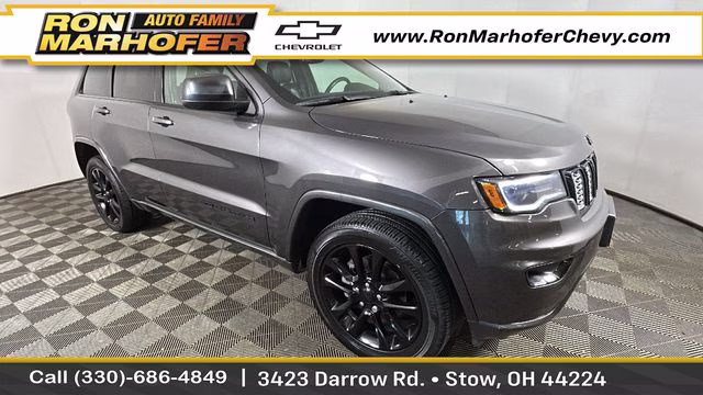 2020 Granite Crystal Metallic Clearcoat Jeep Grand Cherokee Altitude 4X4 SUV