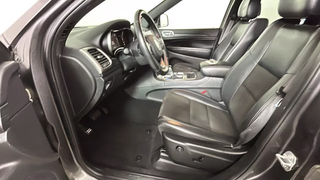 2020 Granite Crystal Metallic Clearcoat Jeep Grand Cherokee Altitude 4X4 SUV