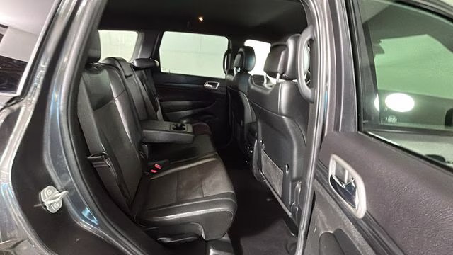 2020 Granite Crystal Metallic Clearcoat Jeep Grand Cherokee Altitude 4X4 SUV