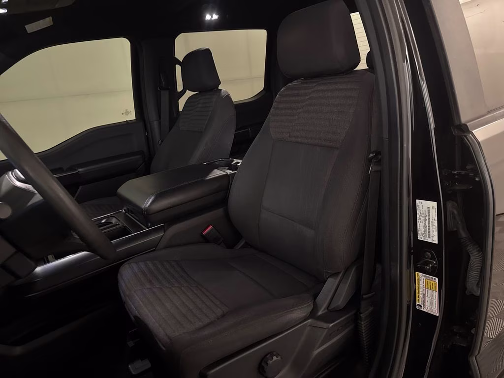 2022 Black Metallic Ford F-150 XL 4X4 Truck