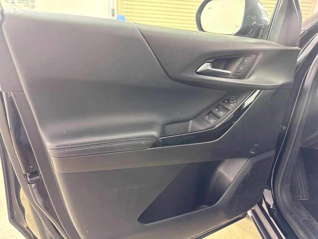 2025 Mosaic Black Metallic Chevrolet Equinox LT AWD SUV