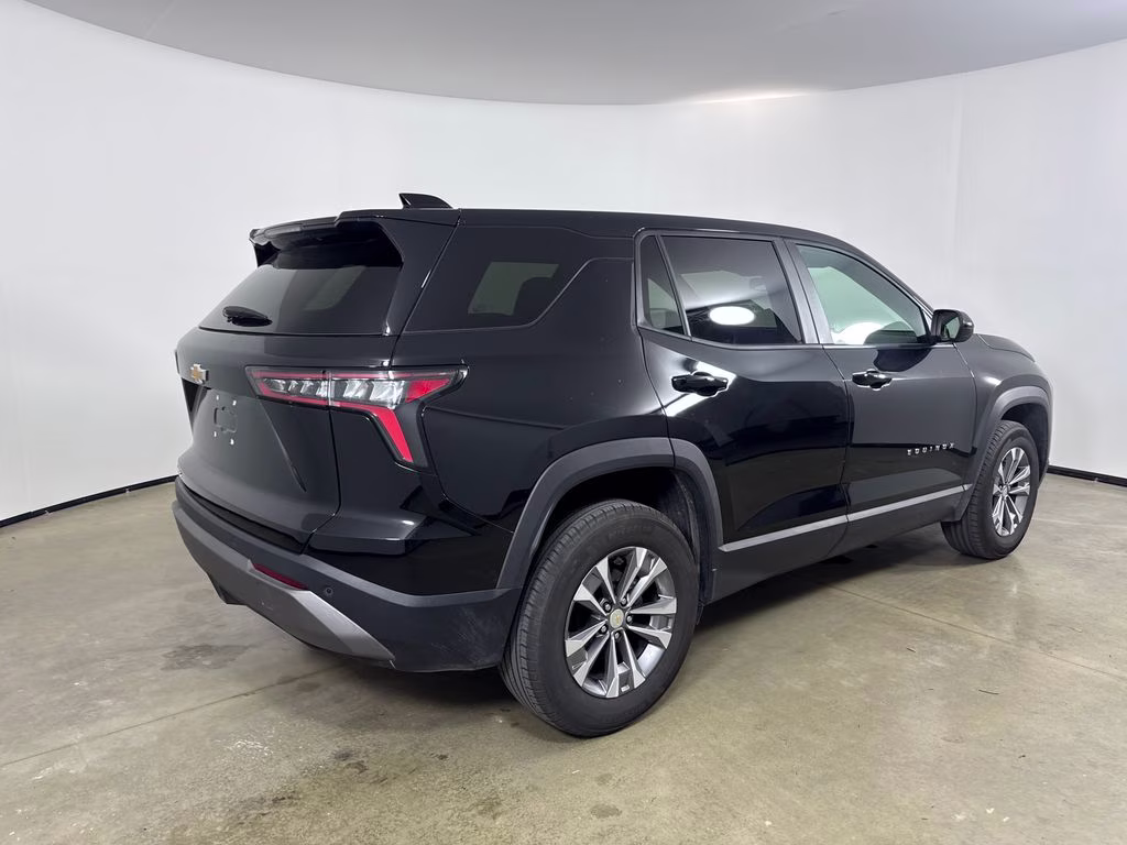 2025 Mosaic Black Metallic Chevrolet Equinox LT AWD SUV