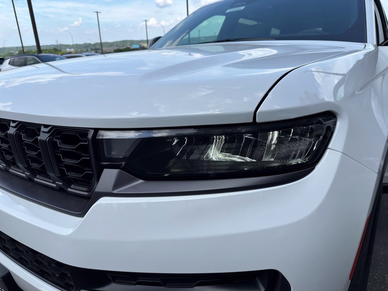2026 Bright White Clearcoat Jeep Grand Cherokee L Laredo 4X4 SUV