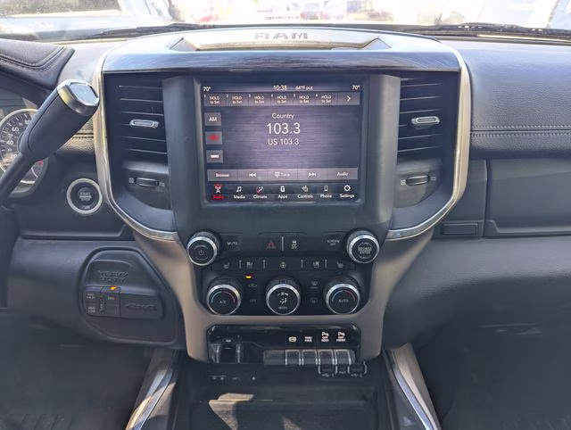 2019 Bright White Clearcoat Ram 2500 Laramie 4X4 Truck