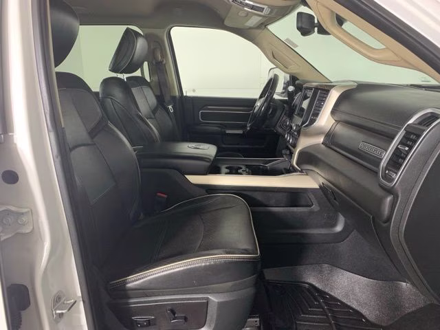 2019 Bright White Clearcoat Ram 2500 Laramie 4X4 Truck