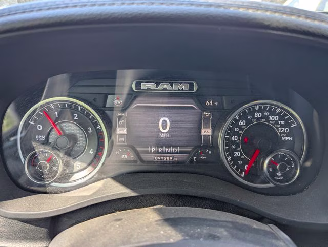 2019 Bright White Clearcoat Ram 2500 Laramie 4X4 Truck