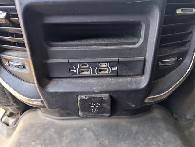 2019 Bright White Clearcoat Ram 2500 Laramie 4X4 Truck