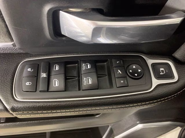 2019 Bright White Clearcoat Ram 2500 Laramie 4X4 Truck