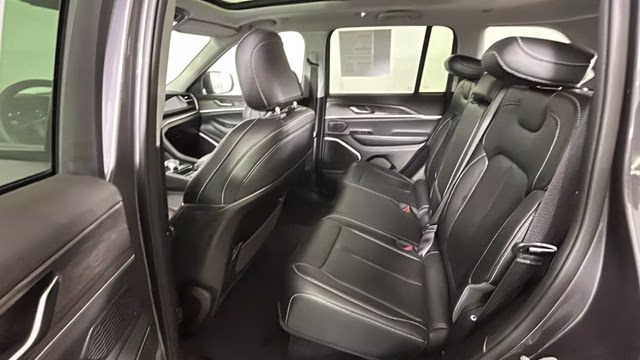 2023 Baltic Gray Metallic Clearcoat Jeep Grand Cherokee 4xe 4X4 SUV