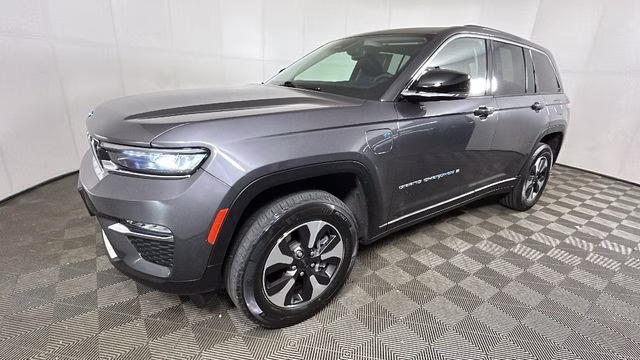 2023 Baltic Gray Metallic Clearcoat Jeep Grand Cherokee 4xe 4X4 SUV