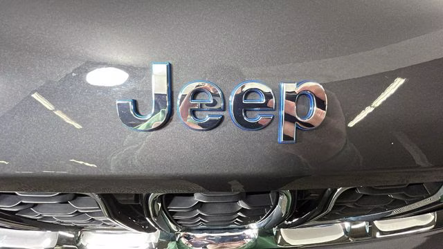 2023 Baltic Gray Metallic Clearcoat Jeep Grand Cherokee 4xe 4X4 SUV