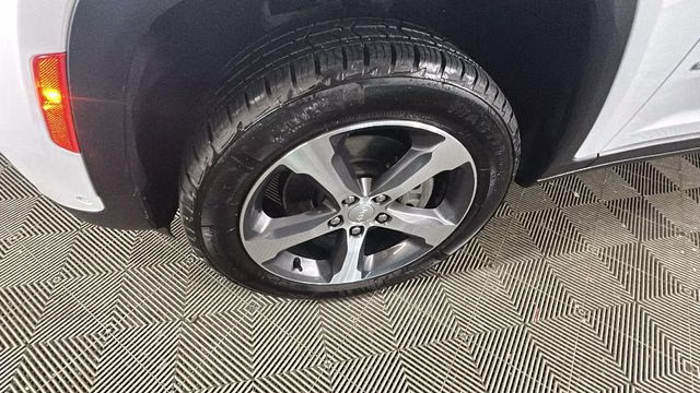 2023 Bright White Clearcoat Jeep Grand Cherokee 4xe 4X4 SUV