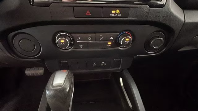 2022 Tactical Green Metallic Nissan Frontier SV RWD Truck