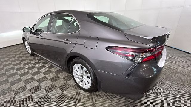 2024 Predawn Gray Mica Toyota Camry SE FWD Sedan