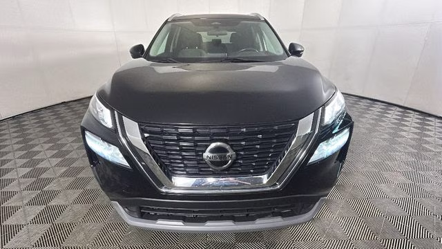 2021 Super Black Nissan Rogue SV AWD SUV