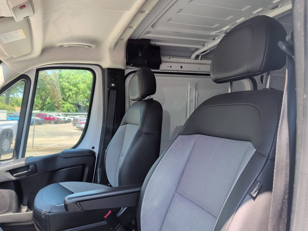 2025 Bright White Clearcoat Ram ProMaster 2500 Base FWD Van