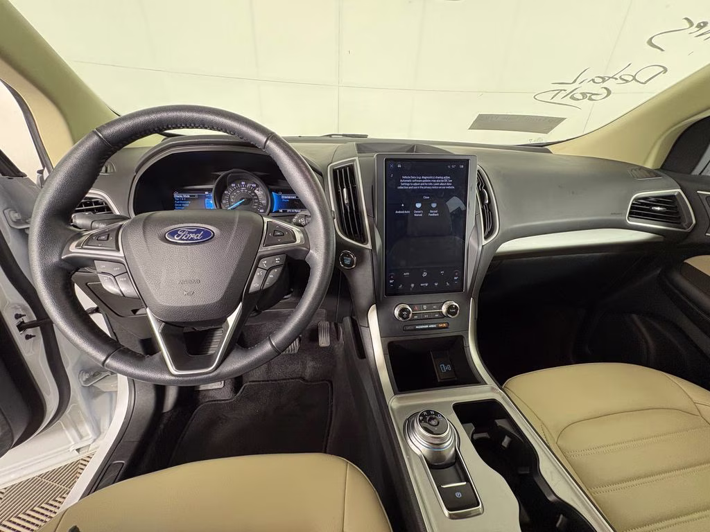 2023 Oxford White Ford Edge SEL AWD SUV