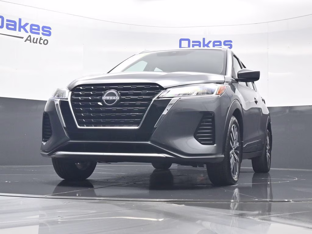 2024 Gun Metallic Nissan Kicks SV FWD SUV