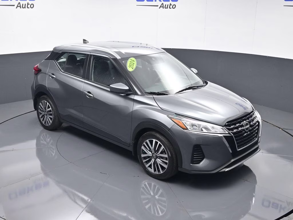 2024 Gun Metallic Nissan Kicks SV FWD SUV