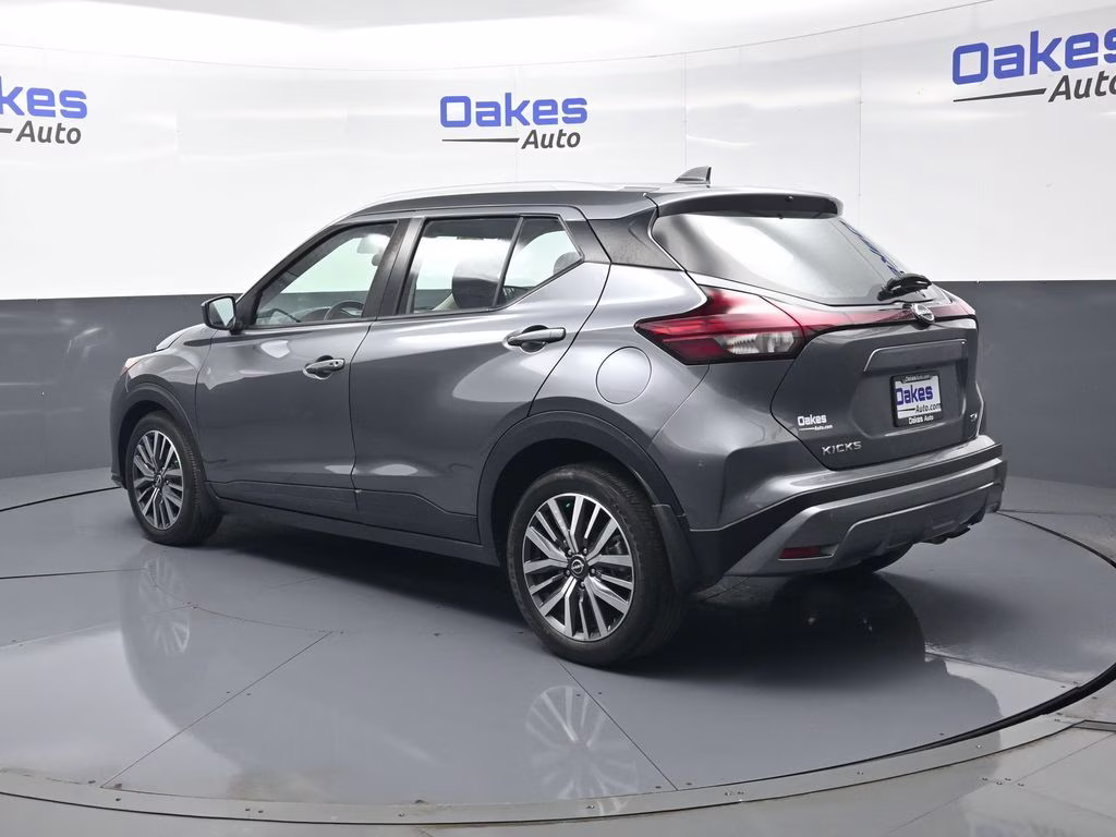 2024 Gun Metallic Nissan Kicks SV FWD SUV