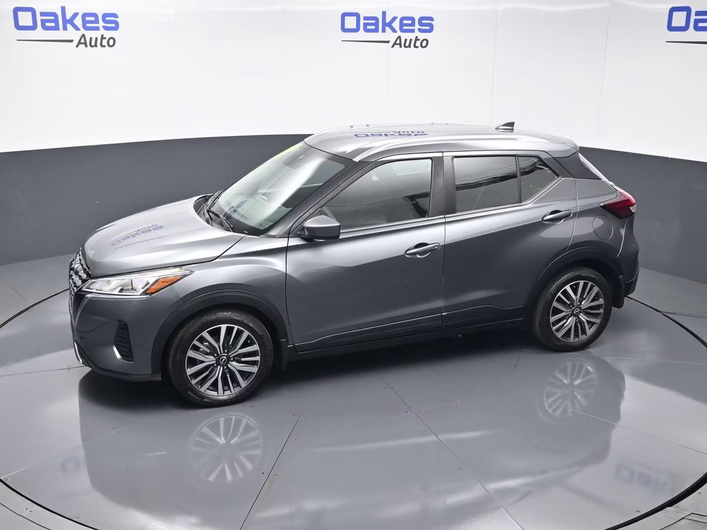 2024 Gun Metallic Nissan Kicks SV FWD SUV