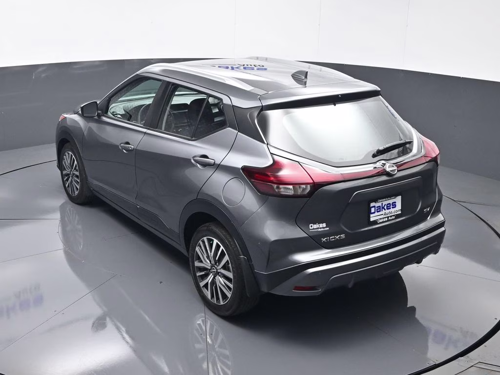 2024 Gun Metallic Nissan Kicks SV FWD SUV