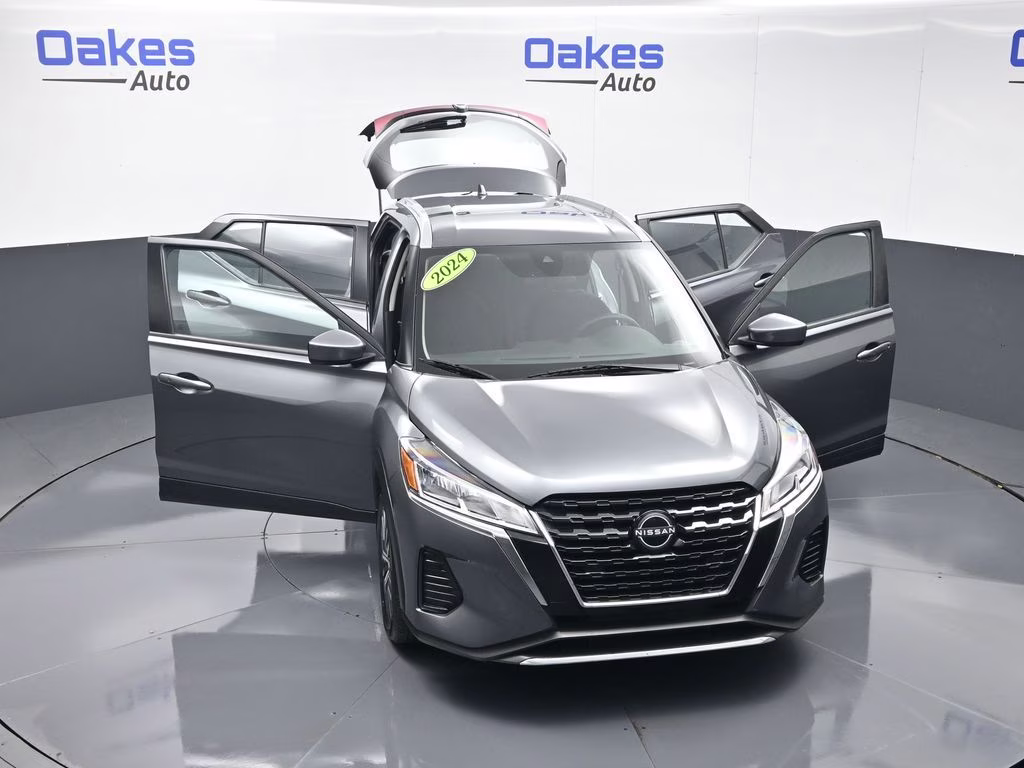 2024 Gun Metallic Nissan Kicks SV FWD SUV
