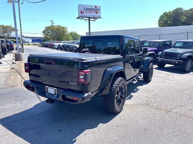 2023 Black Clearcoat Jeep Gladiator 4X4 Truck