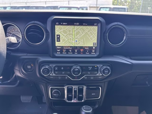 2023 Black Clearcoat Jeep Gladiator 4X4 Truck