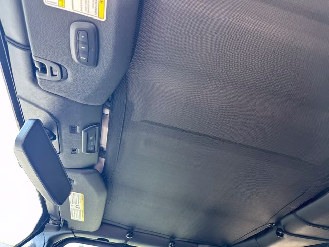 2023 Black Clearcoat Jeep Gladiator 4X4 Truck