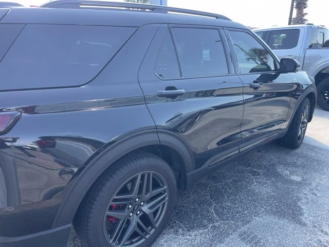 2025 Black Metallic Ford Explorer ST-Line RWD SUV