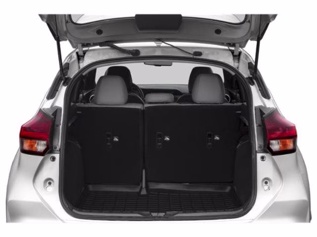 2023 Aspen White/Super Black Nissan Kicks SR FWD SUV