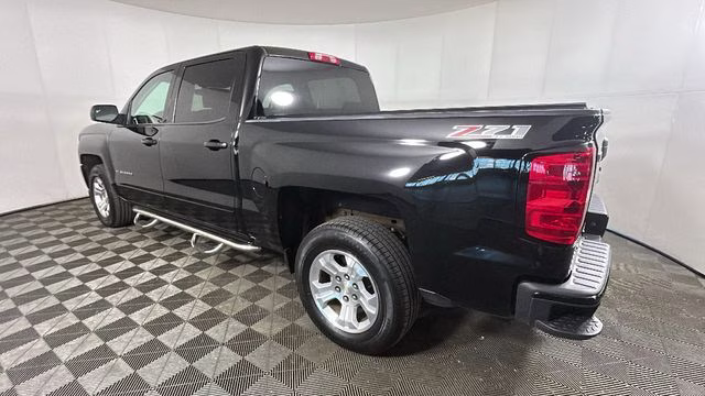 2016 Black Chevrolet Silverado 1500 LT 4X4 Truck