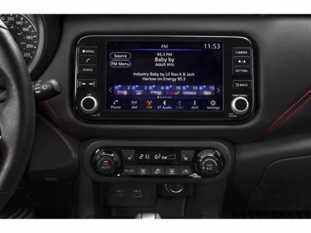 2023 Aspen White/Super Black Nissan Kicks SR FWD SUV