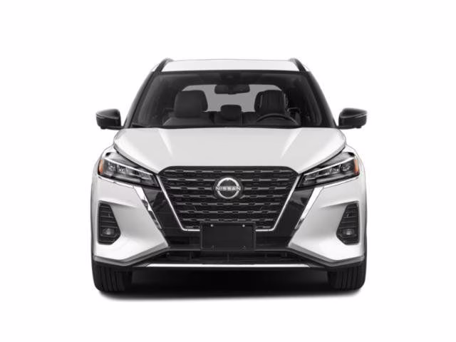 2023 Aspen White/Super Black Nissan Kicks SR FWD SUV