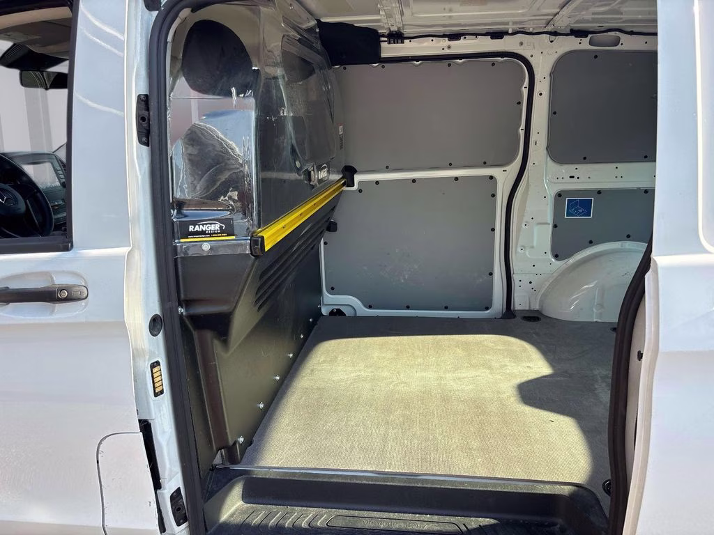 2022 White Mercedes-Benz Metris Cargo RWD Van