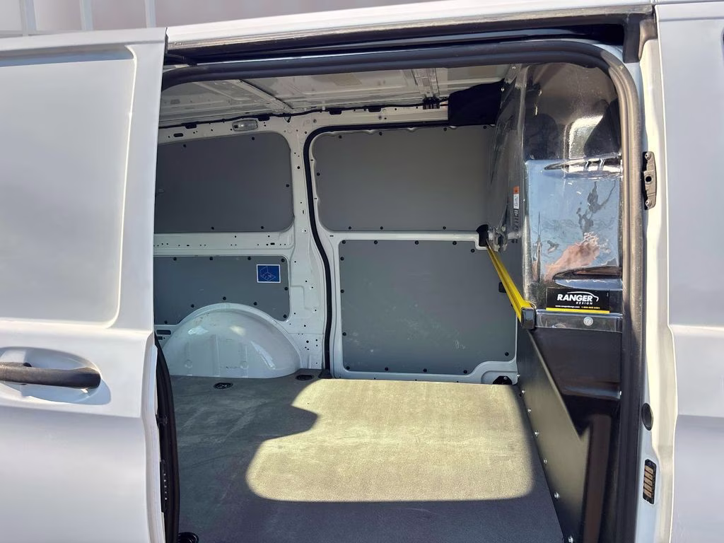 2022 White Mercedes-Benz Metris Cargo RWD Van