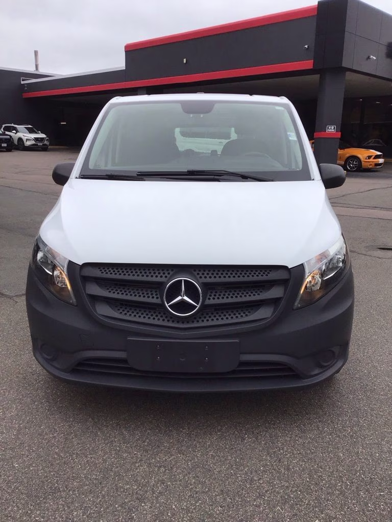 2022 White Mercedes-Benz Metris Cargo RWD Van