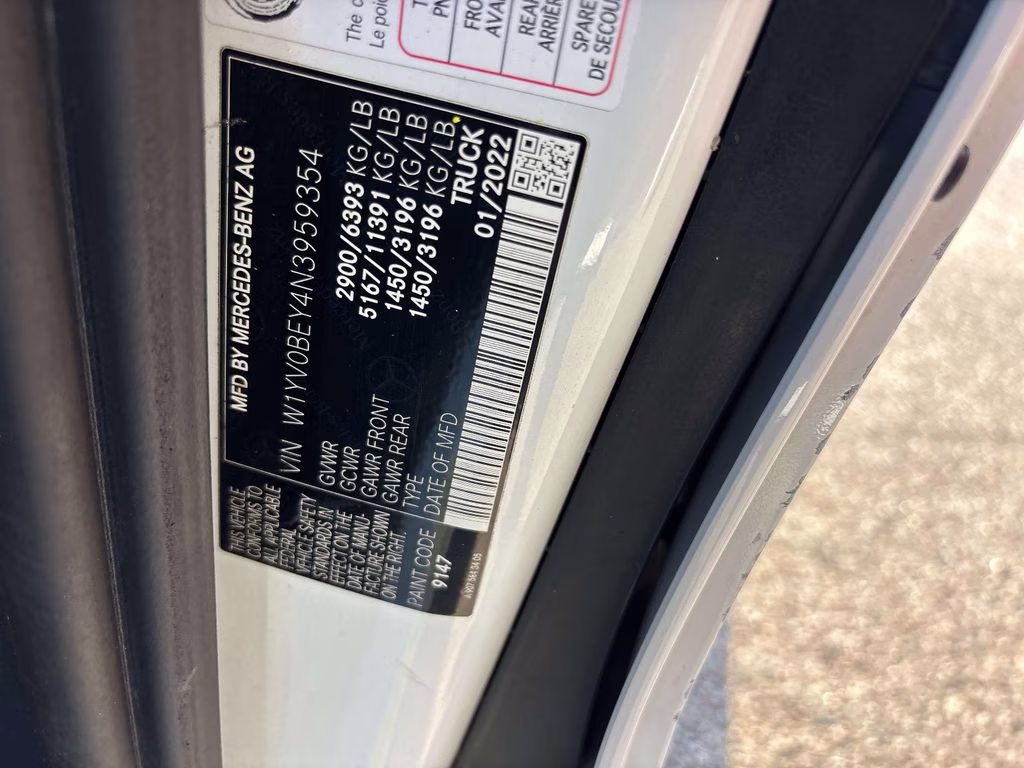 2022 White Mercedes-Benz Metris Cargo RWD Van