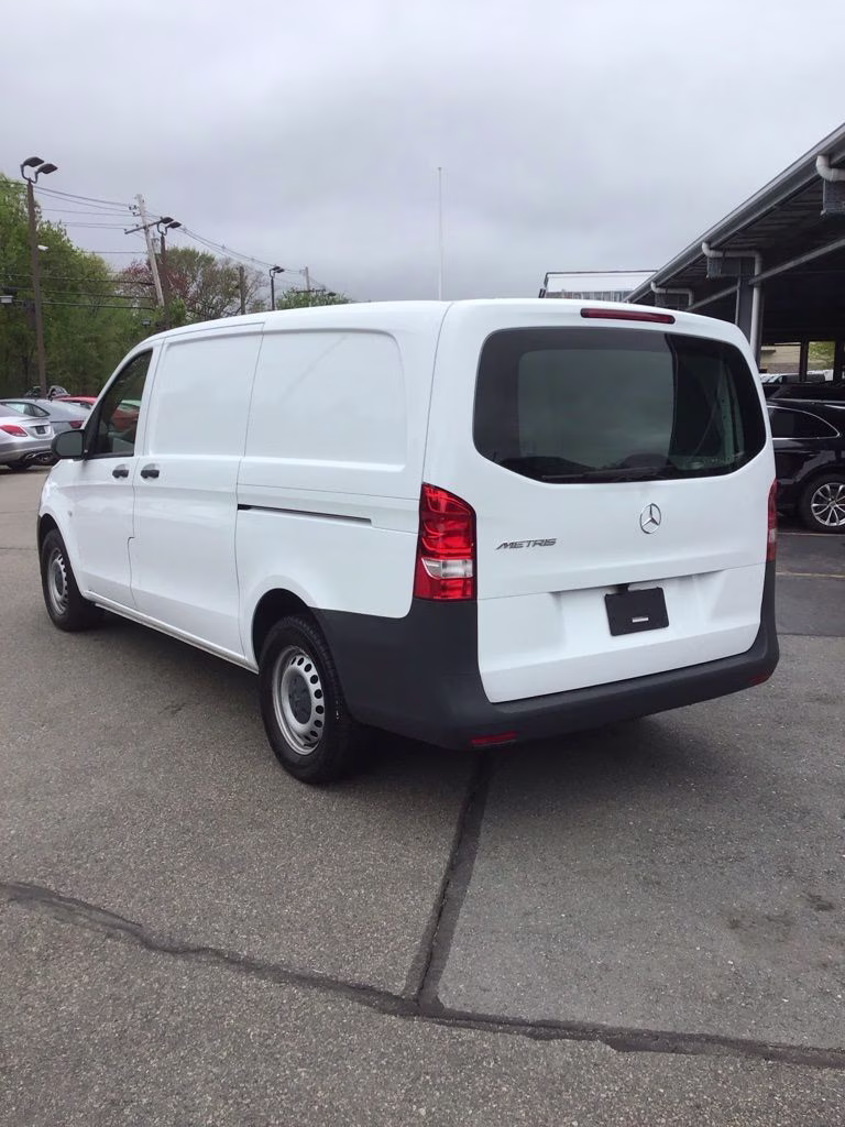 2022 White Mercedes-Benz Metris Cargo RWD Van