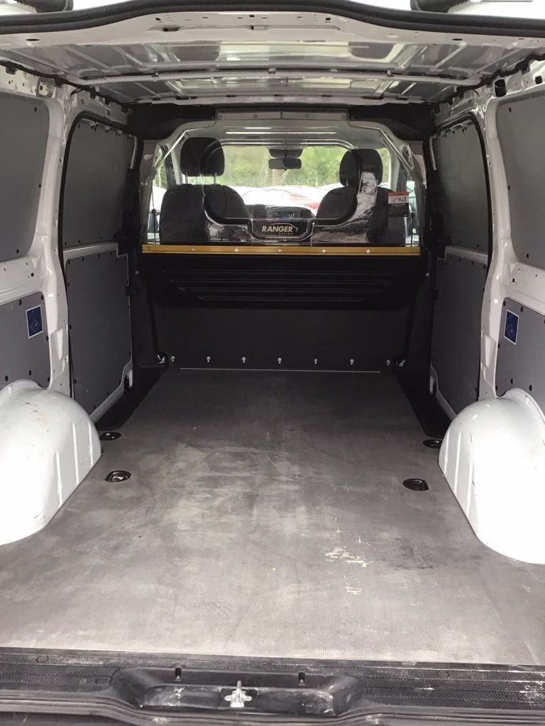 2022 White Mercedes-Benz Metris Cargo RWD Van