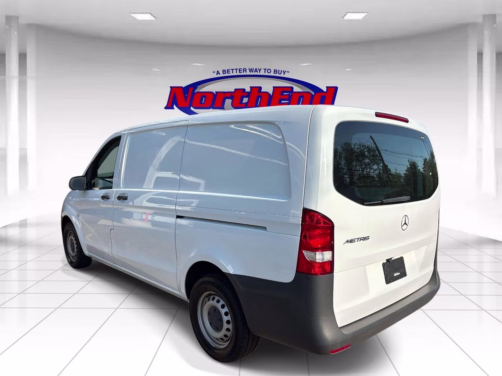 2022 White Mercedes-Benz Metris Cargo RWD Van