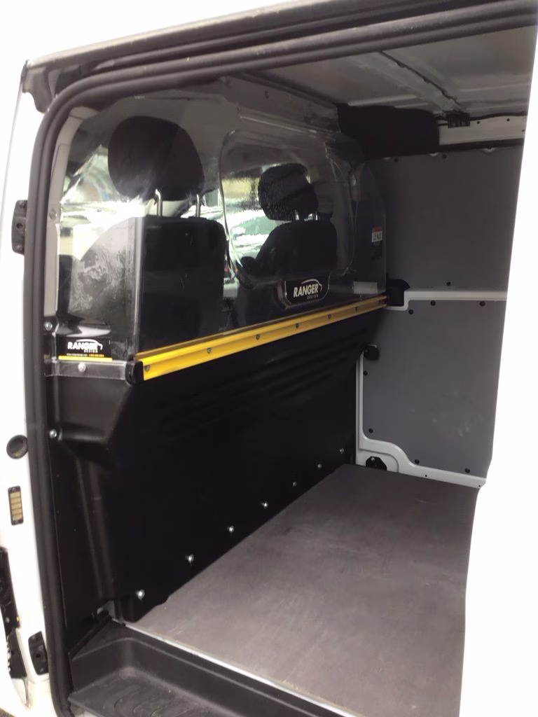 2022 White Mercedes-Benz Metris Cargo RWD Van